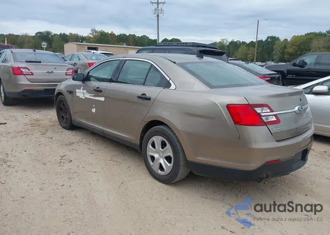 2018 Ford Police Interceptor z USA, uszkodzony, nr VIN 1FAHP2MK9JG114535